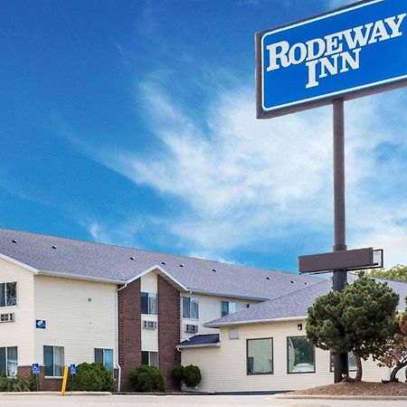 Rodeway Inn Cedar Rapids Εξωτερικό φωτογραφία