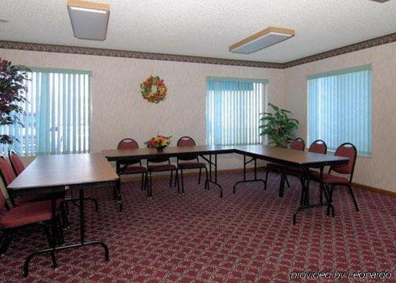 Rodeway Inn Cedar Rapids Ανέσεις φωτογραφία