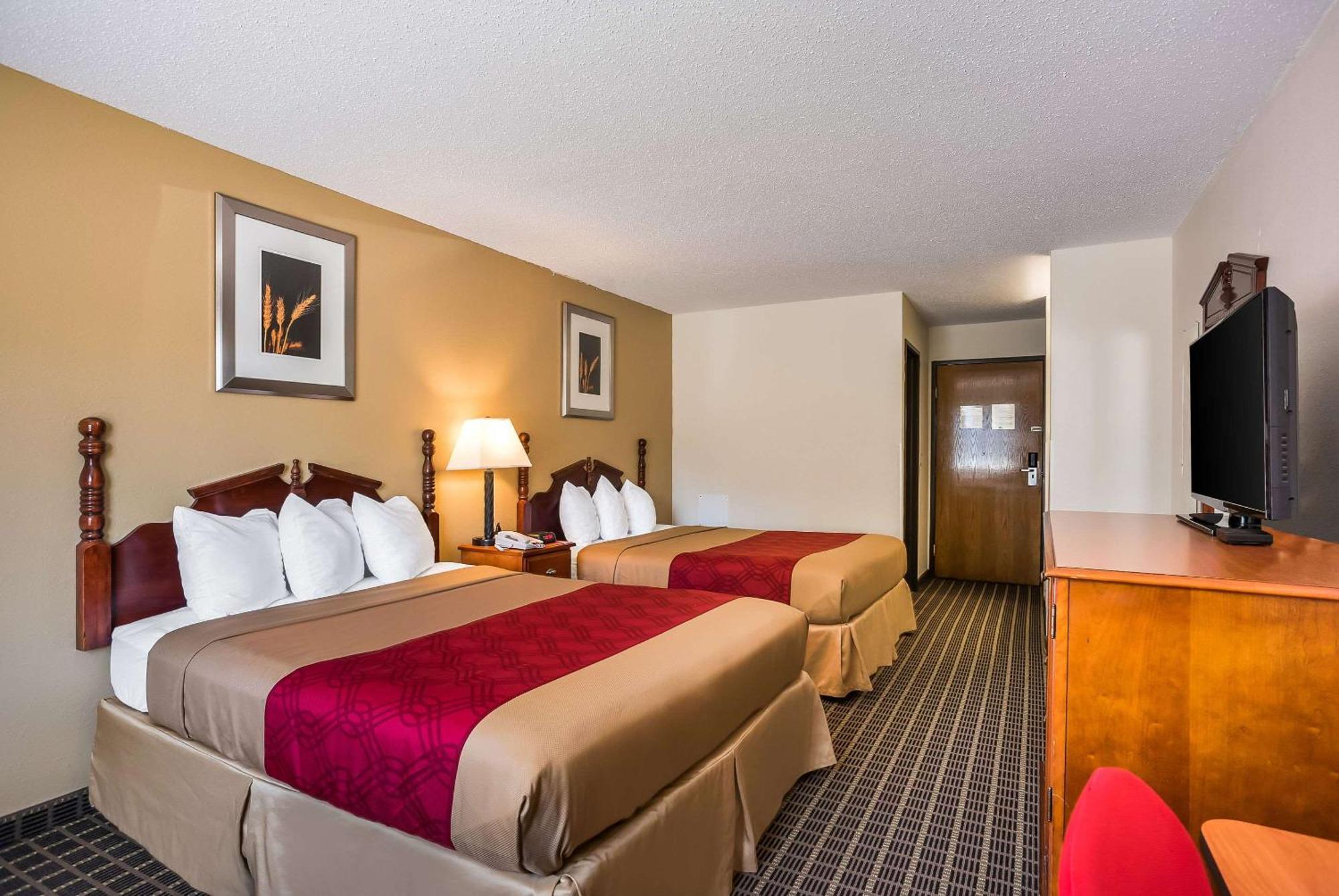Rodeway Inn Cedar Rapids Εξωτερικό φωτογραφία